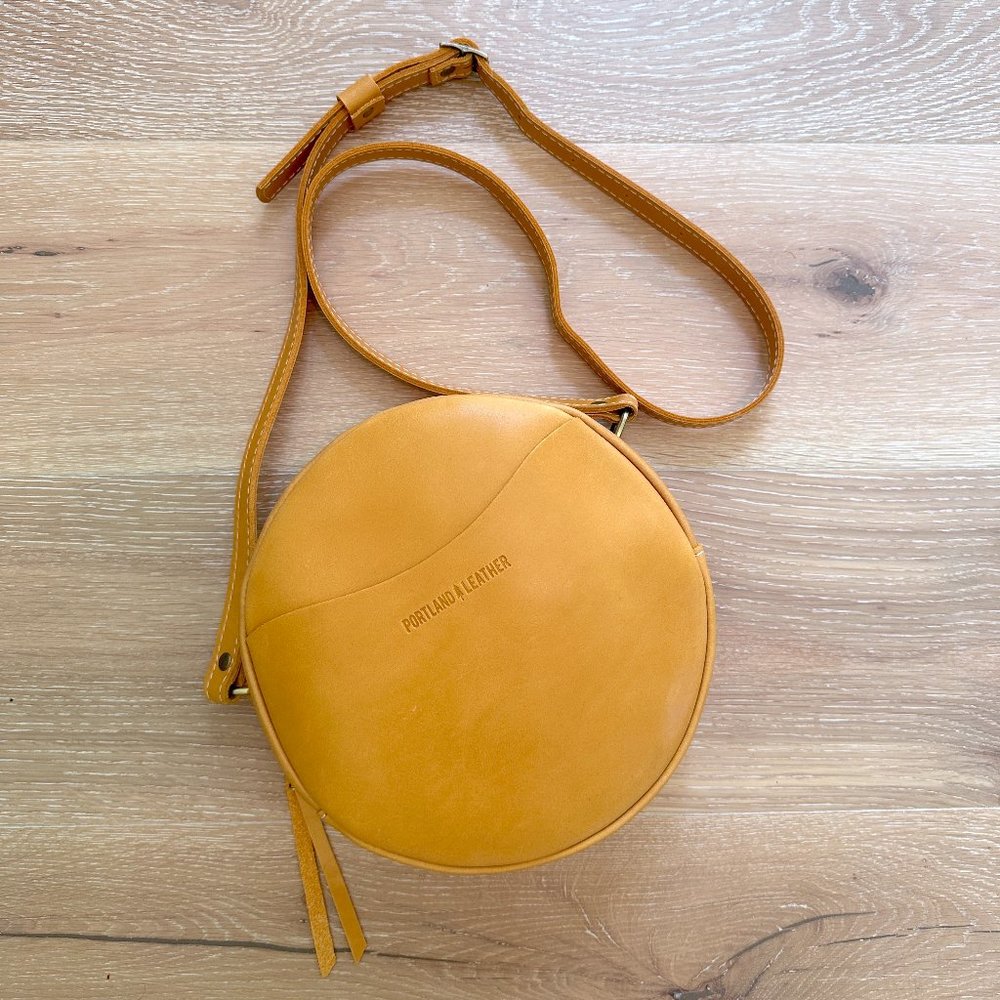 Portland Leather Large Circle Crossbody Sunflower